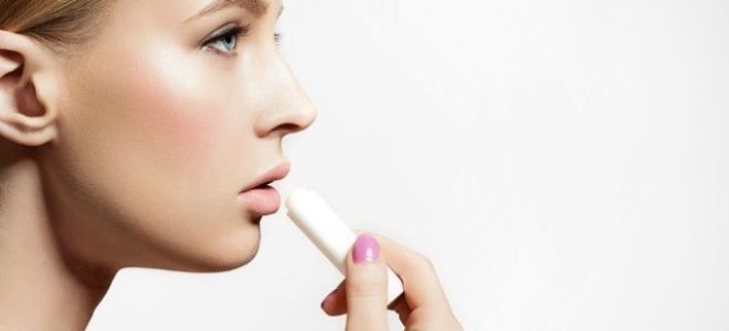 Мелкая сыпь на губах