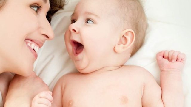Аллергия у новорожденного на лице